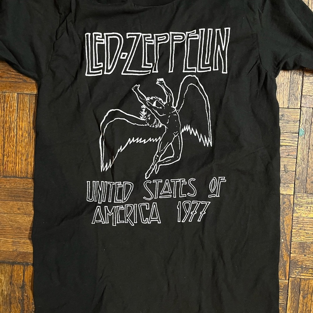 LED ZEP BLACK T SHIRT SZ SMALL, repro, like new